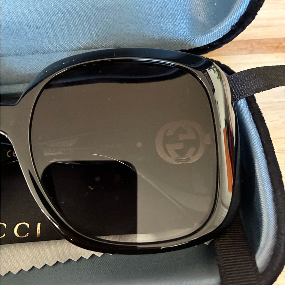 Gucci Black Designer Sunglasses for Women - Picture 6 of 11